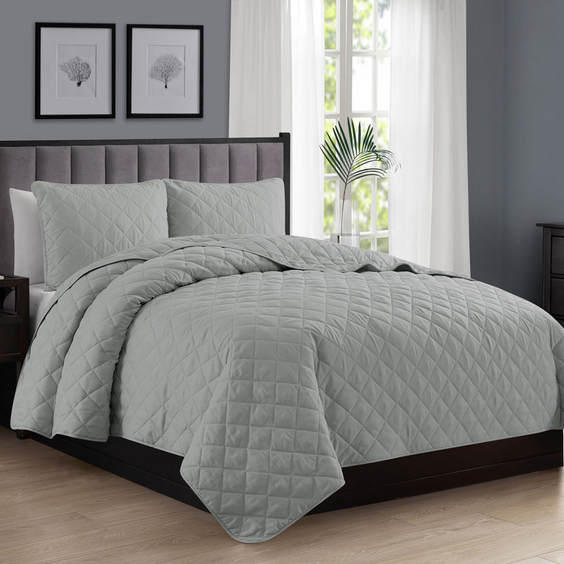 Wayfair Basics® Microfiber Reversible Diamond Quilt Set, Full/Queen Quilt + 2 Standard Shams, Light Gray