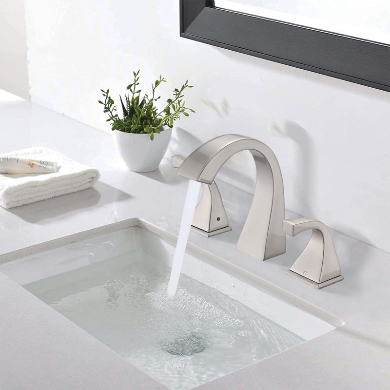 Robinet pour salle de bain à 3 trous et 2 poignées avec ensemble de drain Caldridge, Nickel brossé