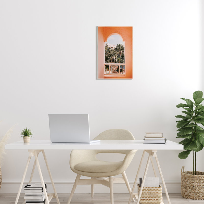 «Tropical Palm Trees Window View Floater», art mural par Krista Broadway, H 19 po x l 13 po x P 0,5 po, Bois