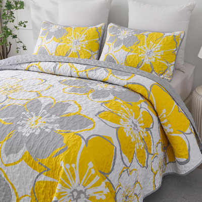 3-Piece Floral Quilt Set, Reversible Soft Lightweight Microfiber Boho Coverlet Bedspread for All Seasons