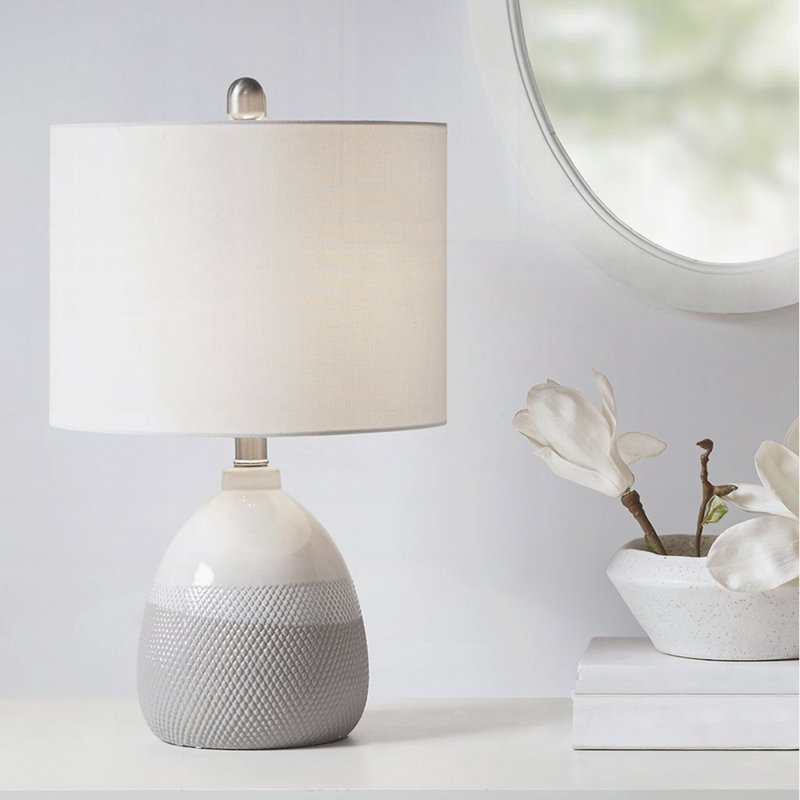 Lampe de table en céramique texturée