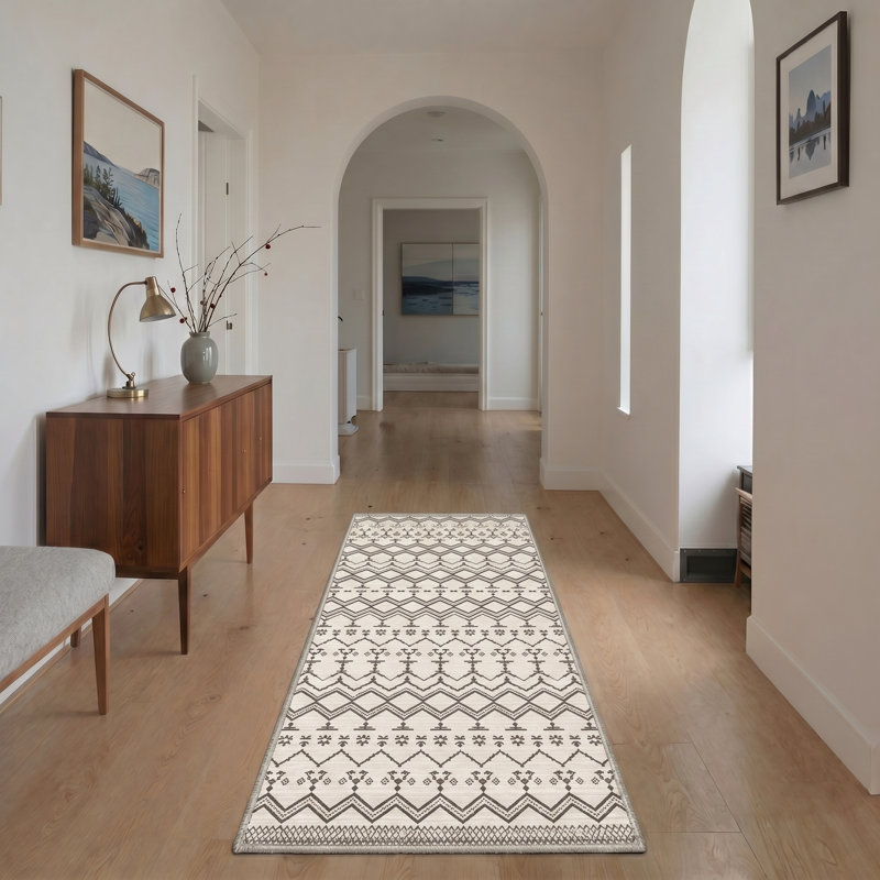 Abrahamson Zenora Geometric Machine Washable Beige / Brown Indoor Area Rug with Non-Slip Backing, Runner 2' x 7'