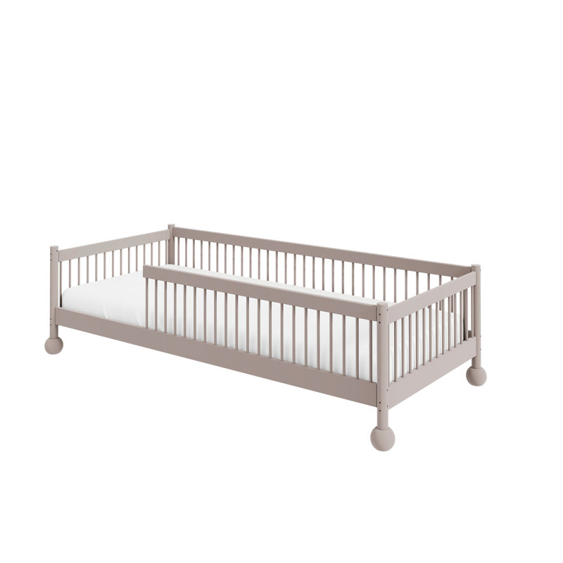 Bed, Cashmere