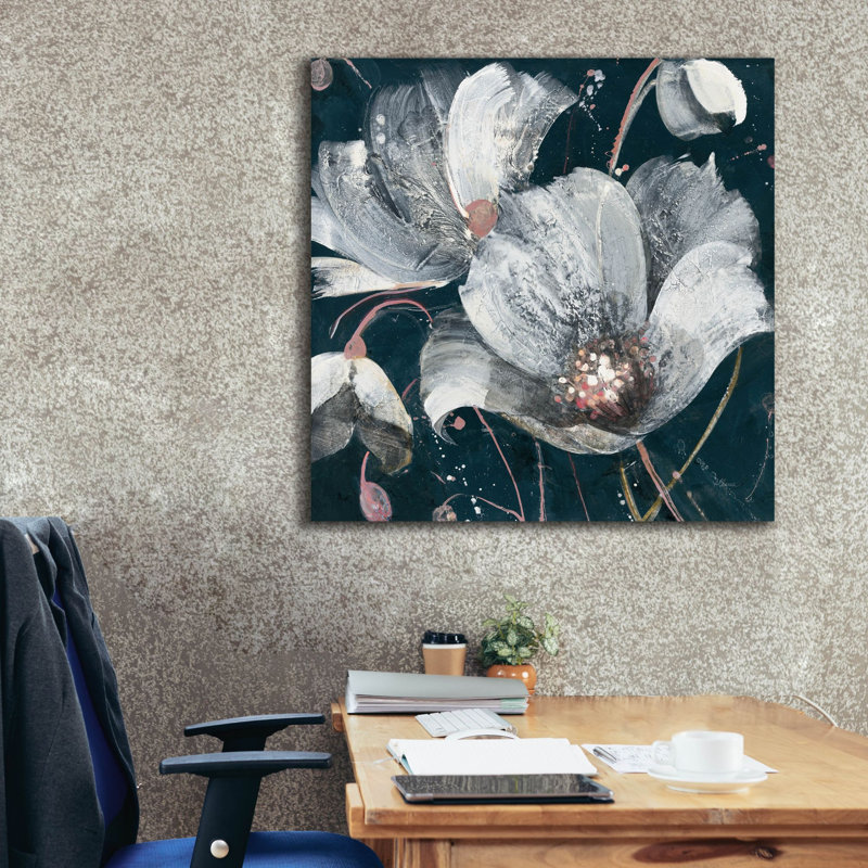 "Epun Graffiti" Transluncent Poppies Navy "par Albena Hristova, art mural sur toile, H 37 po x l 37 po x P 1,5 po