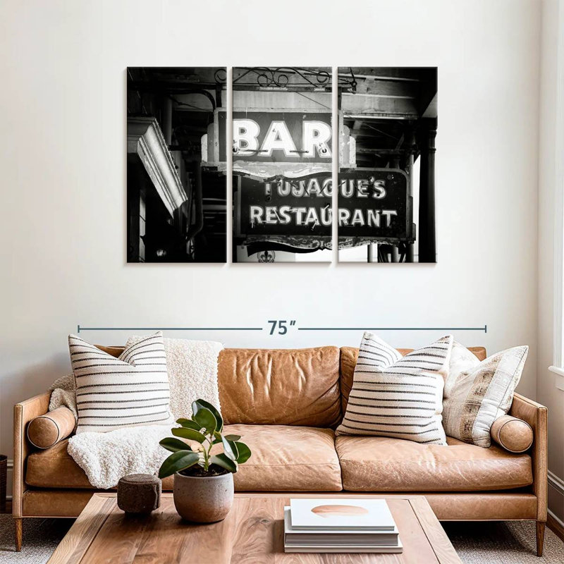 Enseigne de bar Tergel Nola, H 48 po x l 74 po