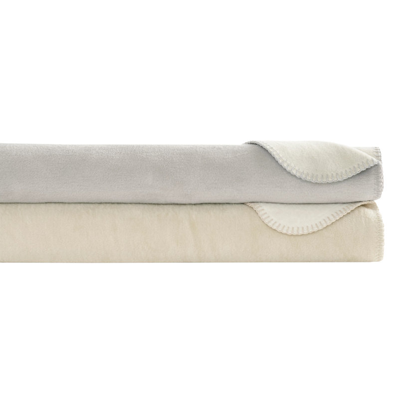 Faro Fleece Natural Blanket, Full/Queen Blanket, Gray
