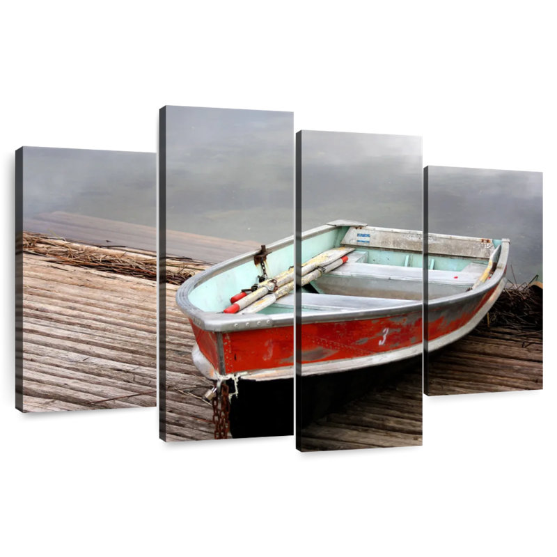 Bateau à quai Mehar