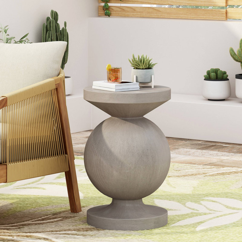 Table d'appoint d'extérieur en béton