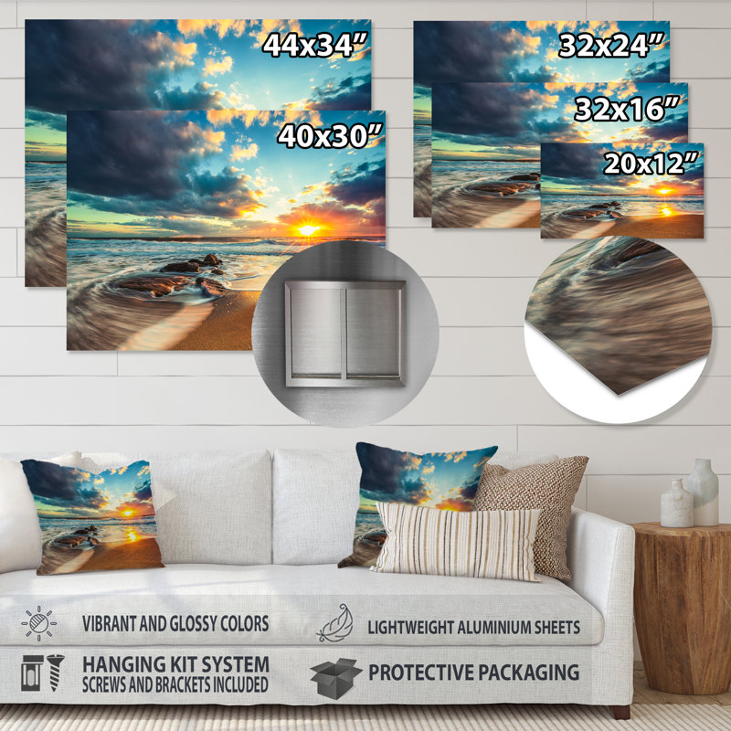 «Beautiful Cloudscape over the Sea», impression, H 36 po x l 36 po, Métal métal