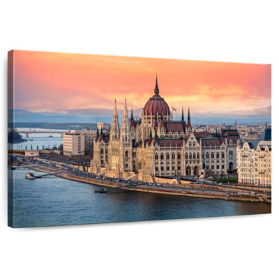 Nicci Hungarian Parliament In Budapest