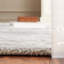 Tapis gris / ivoire en laine et en coton touffeté à la main Demarlis-1775720952