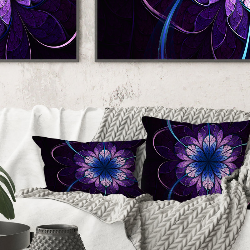 Coussin décoratif mauve à motif de fleurs violettes I, 18 po x 18 po