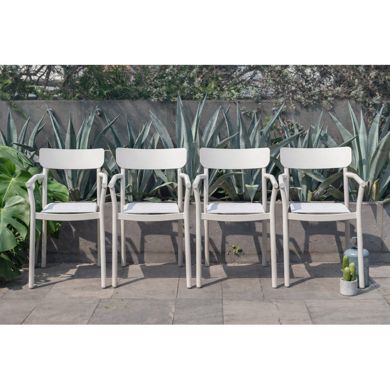 Chaises de salle à manger empilables d'extérieur Nicholas, Sable