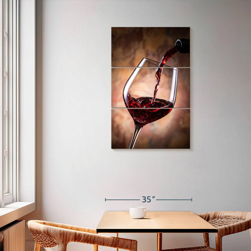 Yarlin - vin rouge en verre, H 57 po x l 36 po