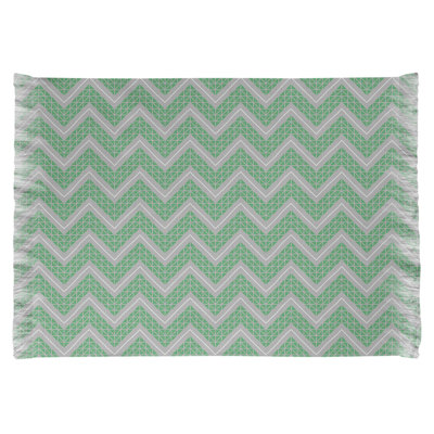 Tapis vert à motifs chevrons dessinés à la main