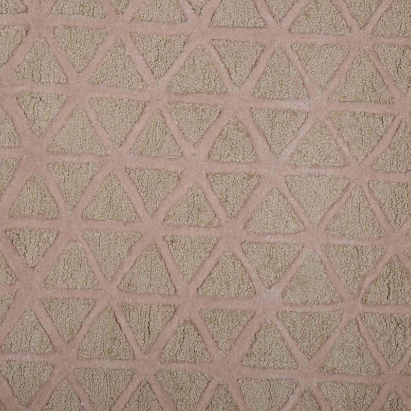 Pearly Geometric Area Rug in Beige/Pink, Rectangle 8' x 10'
