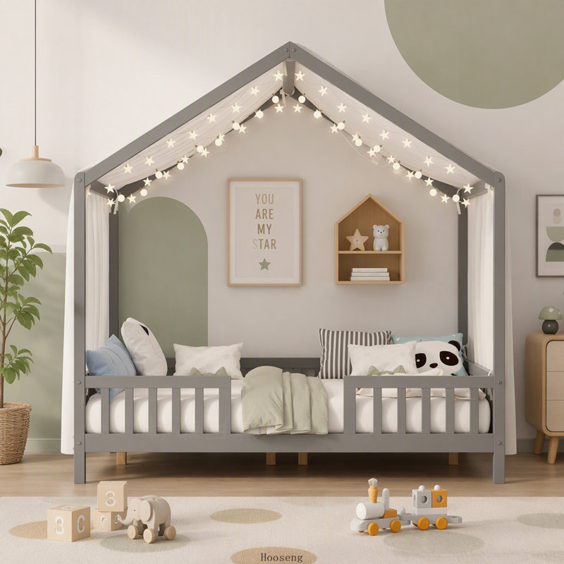 Lit Montessori au sol avec baldaquin, en forme de maison, avec barrières hautes et toit, gris, Double