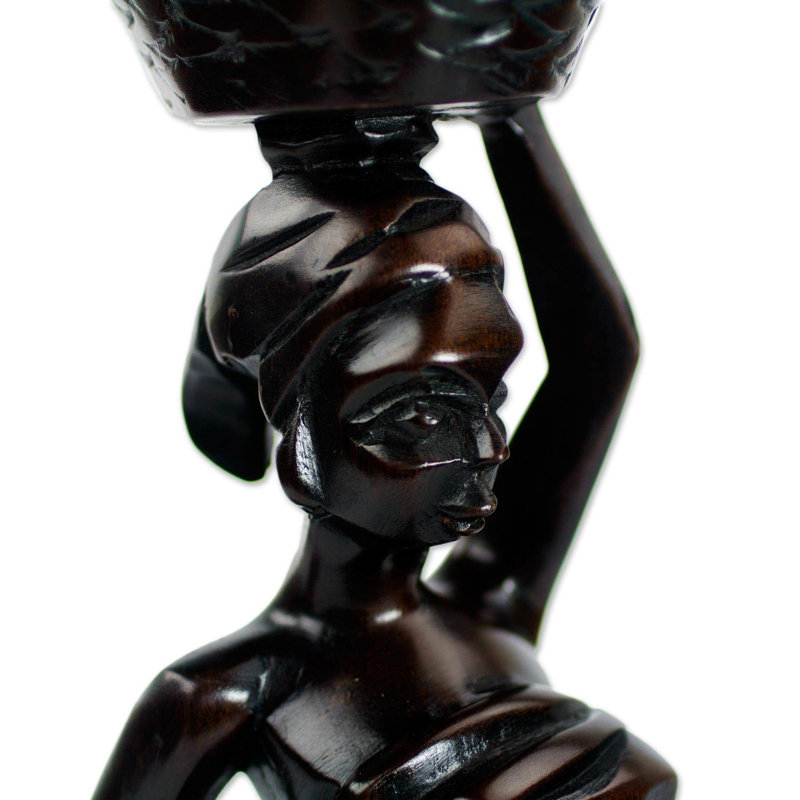 Figurines & Sculptures