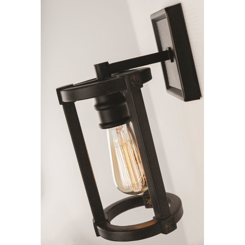 Loft 1 - Light Armed Sconce