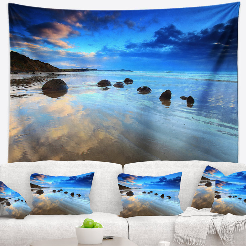 Tapisserie «Seashore Skyy Cloudy Over Moeraki Boulders», H 32 po x l 39 po