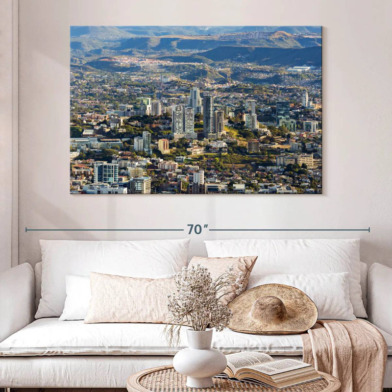 Tegucigalpa, 34" H x 51" W