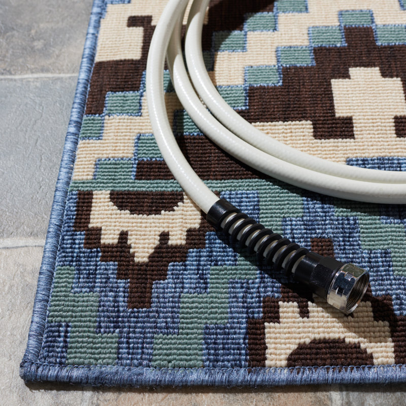Tapis intérieur / extérieur Northpoint Southwestern, Rectangle 5 pi 3 po x 7 pi 7 po