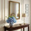 Arrangement floral d'hortensia Keenum dans un vase-1856787030