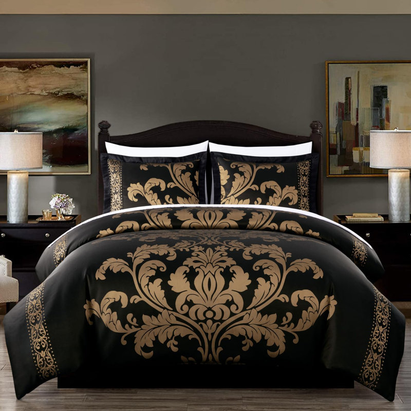 Valor 7-Piece Bed in a Bag Jacquard Floral Comforter Set with Sheets, King Comforter + 4 Additional Pieces, Black/Gold