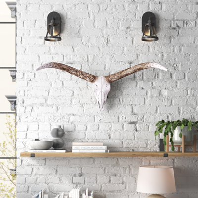 Resin Steer Skull Wall Décor