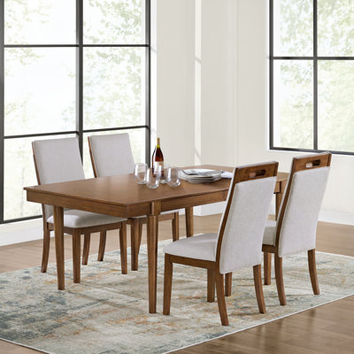 Lyncott 5-Piece Dining Package