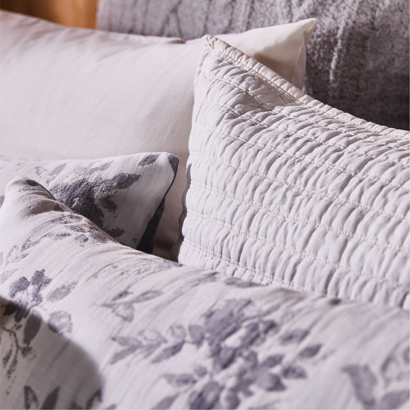 Ensemble d'édredon en jacquard floral 2 pièces Splendid Layla , Édredon double / grand + 2 taies décoratives sta