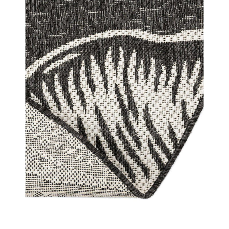 Angelys Indoor / Outdoor Rug, Round 7'10"