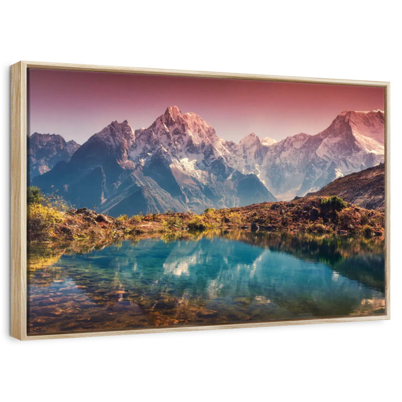 Himalaya à couper le souffle, 31 po x 21 po, Cadre flottant en bois naturel