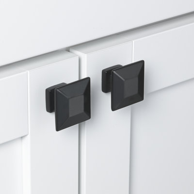 1 3/8" Length Square Knob Multipack
