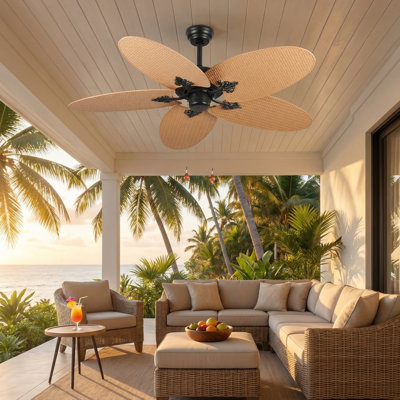 Le ventilateur de plafond tropical de 52 pouces Palm Island est doté de 5 pales en forme de feuille de palmier pour une utilisation intérieure / extérieure.
