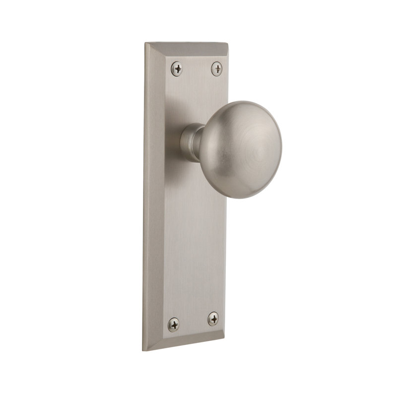 Grandeur Fifth Avenue Plate Single Dummy with Fifth Avenue Door Knob, Satin Nickel