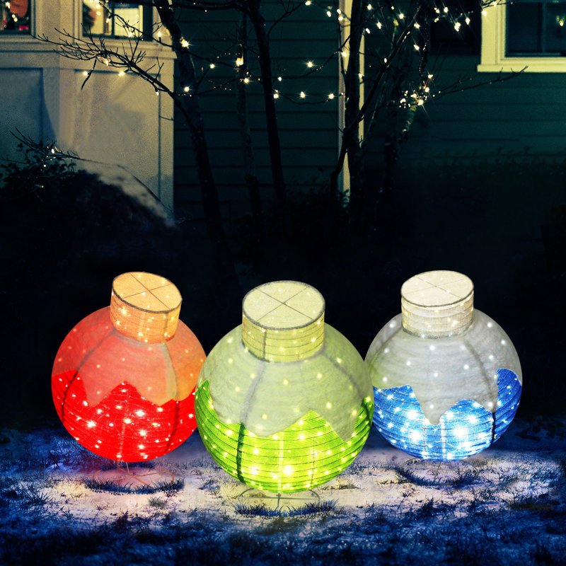 Gutierrez Lighted Ornaments Outdoor Christmas Decoration