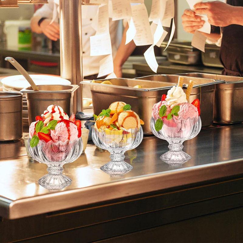12 tasses à dessert à pied tulipe 4 oz