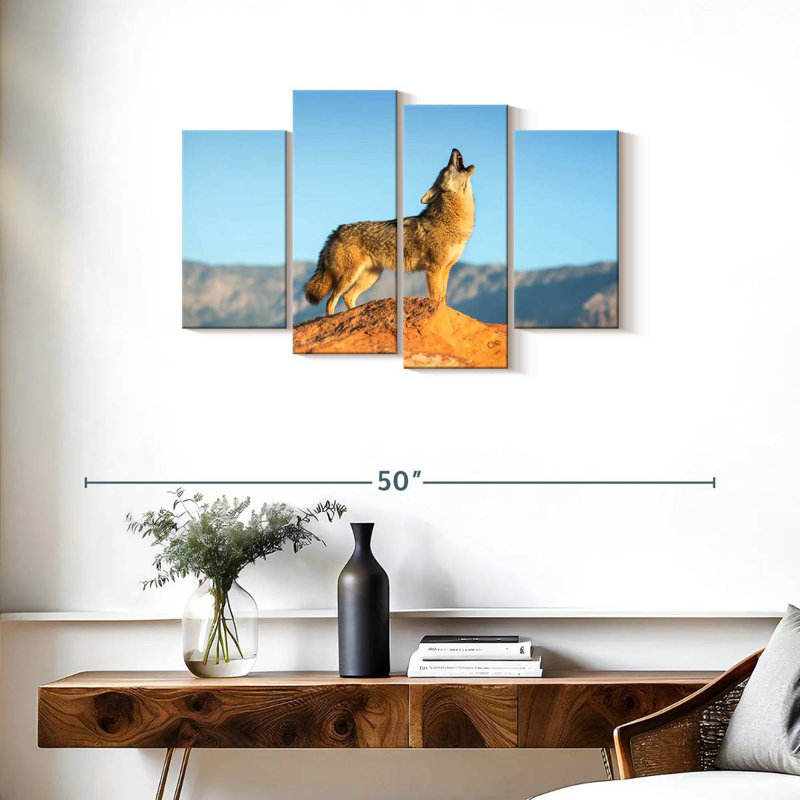 Brampt Howling Coyote, 22" H x 36" W