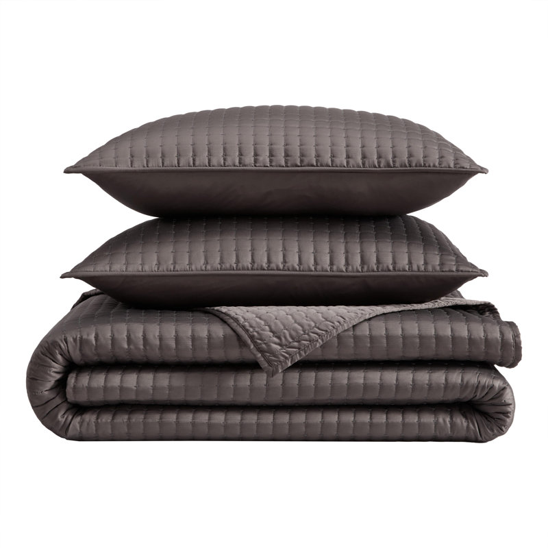 Vera Wang Matte Satin Solid Reversible Quilt Set, King, Gray