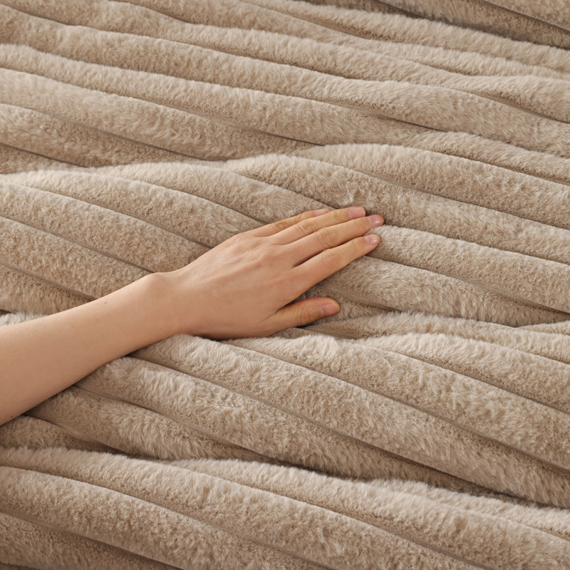 Fluffy Comforter Set 3 Pieces- All Seasons Heavy Faux Fur Comforter With Two Pillowcases, Beige