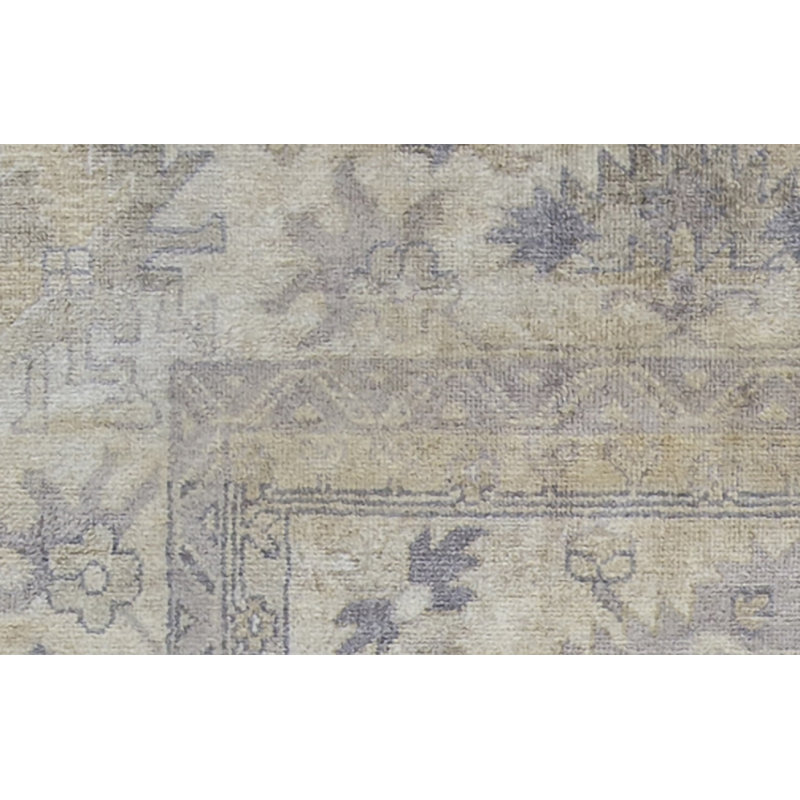Oriental Area Rug in Ivory