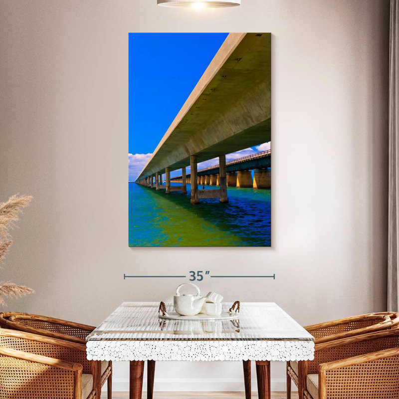 Lilie Seven Mile Ocean Bridge, H 51 po x l 34 po