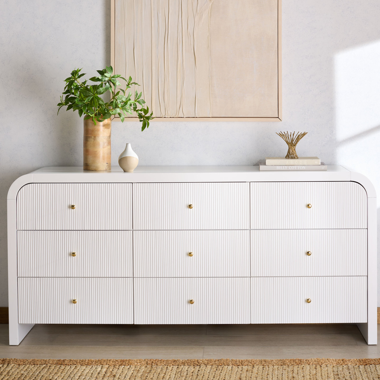 Liabella 9 Drawer Curv Dresser, White