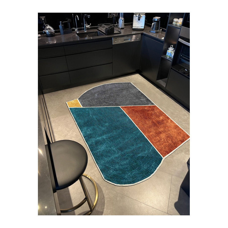 Tapis tissé asymétrique à motif géométrique multicolore, Rectangle 4 pi 11,06 po x 9 pi 10,11 po