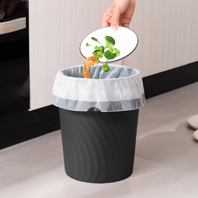 Petite poubelle, paquet de 3, poubelle de salle de bain de 1,8 gallon, poubelle ronde, poubelle en plastique pour cuisine, dortoir, chambre à coucher, bureau, salon, bureau, espaces compacts (blanc, noir et gris)