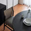 Ensembles de table de salle à manger ronds avec des caractéristiques durables.-110582954