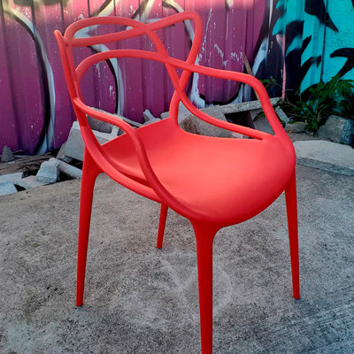 Chaises d'appoint empilables