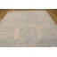 Tapis décoratif moderne à motifs bleus doux primitifs One-of-a-Kind