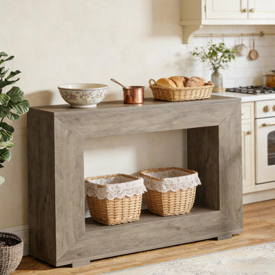 Console Farmhouse en bois avec charme rustique et rangement polyvalent pour le vestibule ou le salon